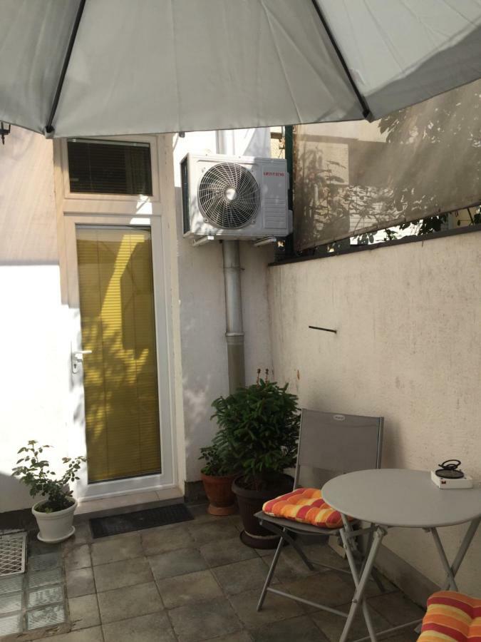 Crown Street Garden Studio Beograd Eksteriør billede